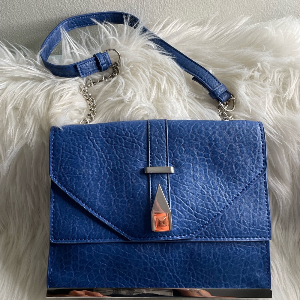 Lightly used beautiful bag